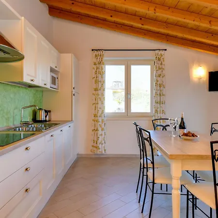 דירה Albicocca טיניאלה